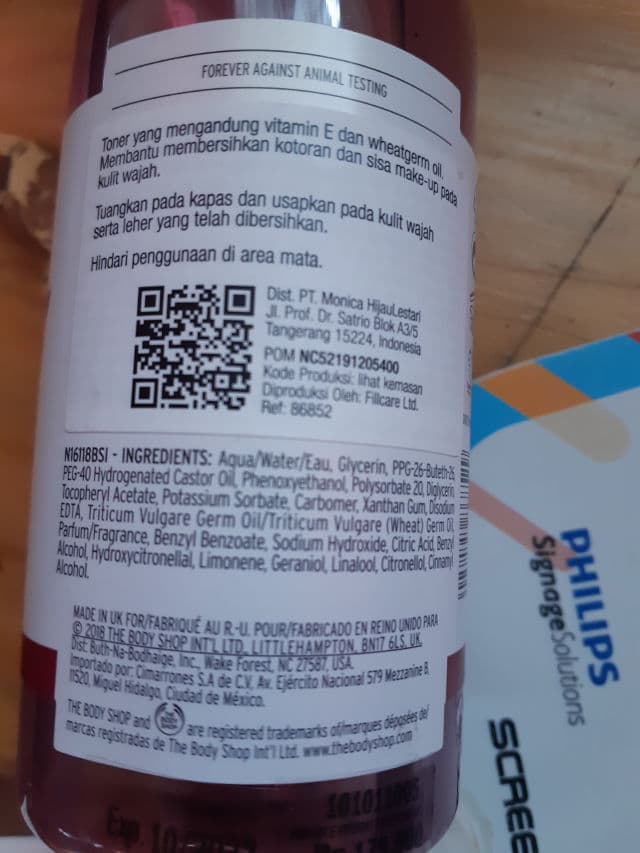 The Body Shop Vitamin E Hydrating Toner review photo by han