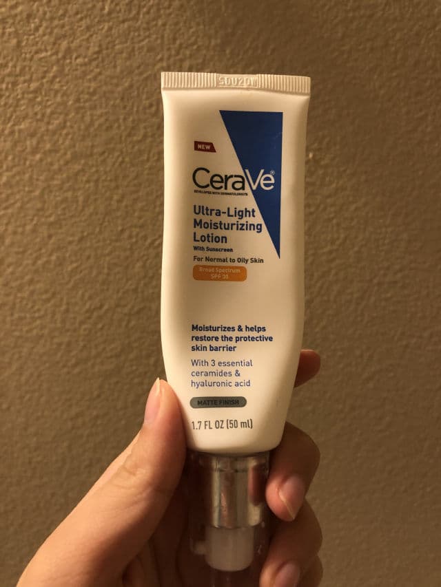 CeraVe Ultra-Light Moisturizing Lotion SPF 30 review photo by hanjiji