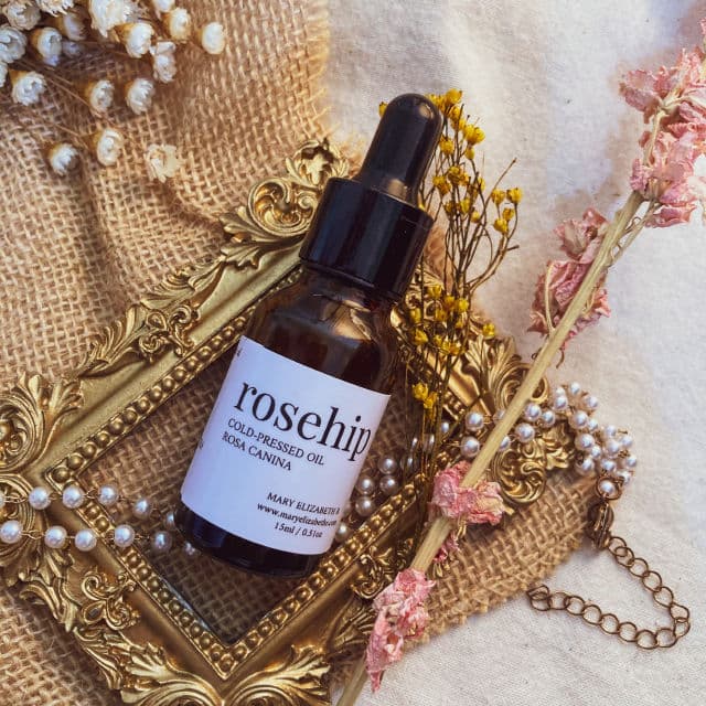 Mary Elizabeth R Rosehip Oil review photo by jeannie