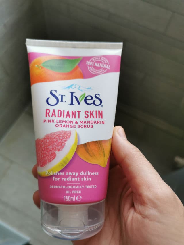 St. Ives Radiant Skin Pink Lemon & Mandarin Orange Scrub review photo by hashiskincare