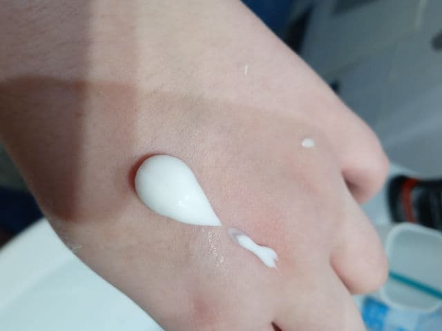 Balea Med Tagescreme Ultra Sensitive 24 H Mattierende review photo by hearties