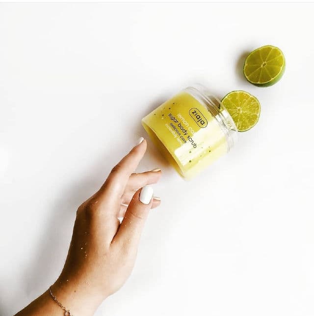 Ziaja Lemon Cake Body Scrub review photo by helenabbyand