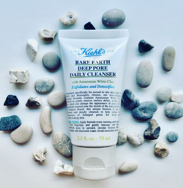 Kiehl's Rare Earth Deep Pore Daily Cleanser review photo by hellobeauty