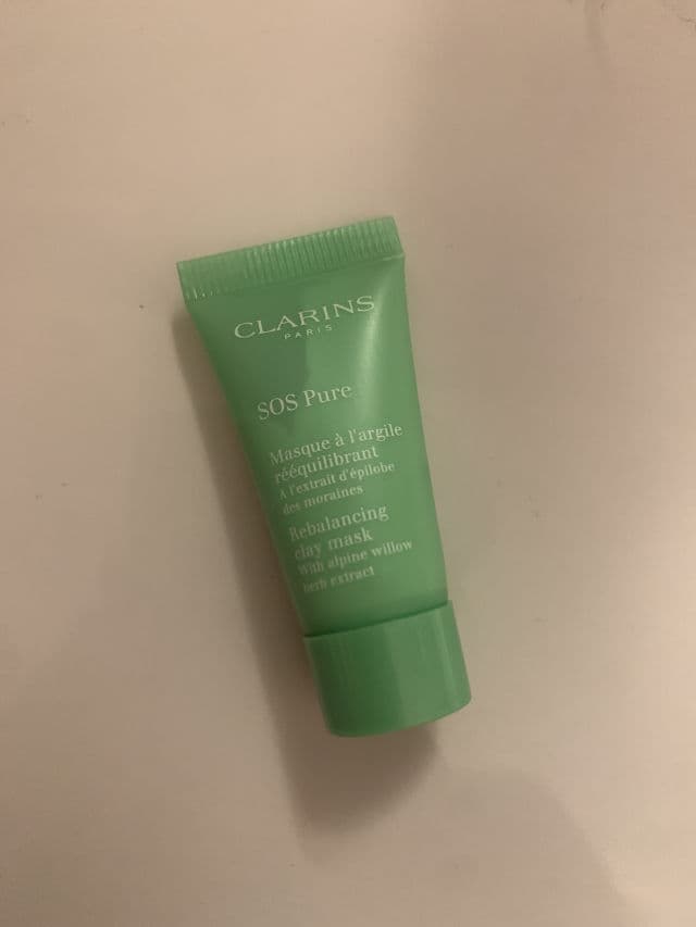 Clarins SOS Pure Rebalancing Clay Mask review photo by hellobeauty