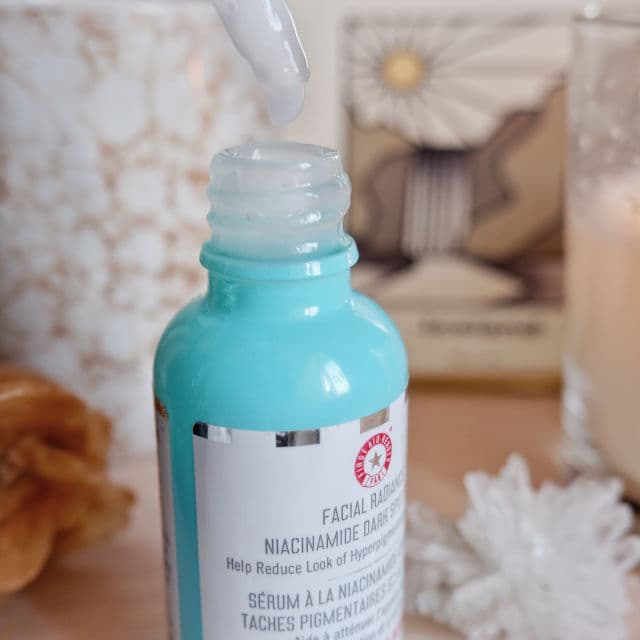 First Aid Beauty Facial Radiance Niacinamide Dark Spot Serum  review photo by herbeautylife