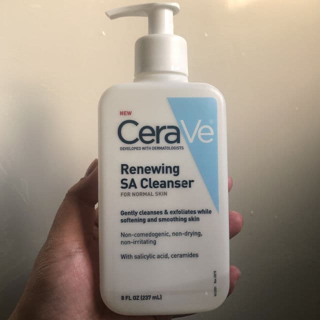CeraVe Renewing SA Cleanser review photo by heyitzalice