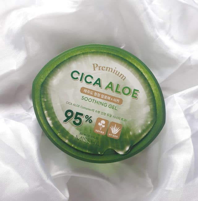 MISSHA Premium Cica Aloe Soothing Gel review photo by heyyiamdito