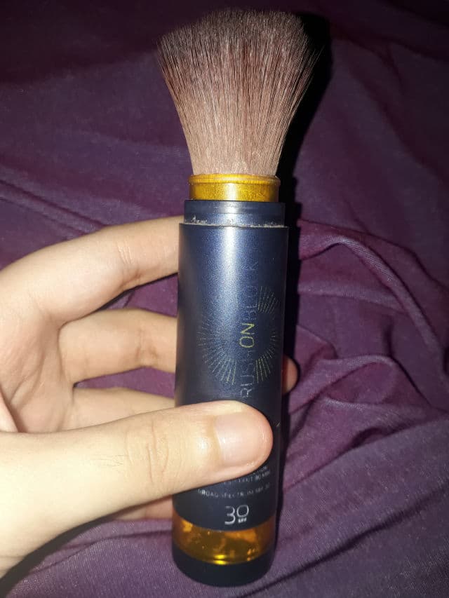 Brush On Block Translucent Mineral Powder Sunscreen SPF30 review photo by hira71
