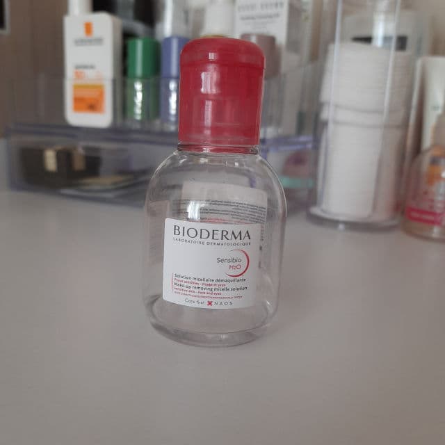 Bioderma Sensibio H2O Micellar Water review photo by hiratheaddict