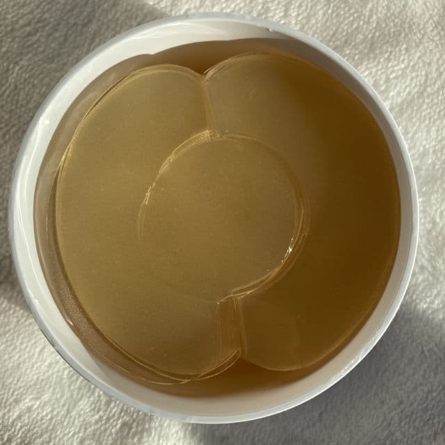 Petitfee Gold & EGF Eye & Spot Patch review photo by hoarderbeauty