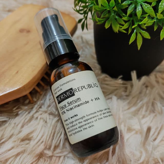 Dermorepubliq 10% Niacinamide + Hyaluronic Acid Face Anti-Blemish Serum review photo by skinvenue