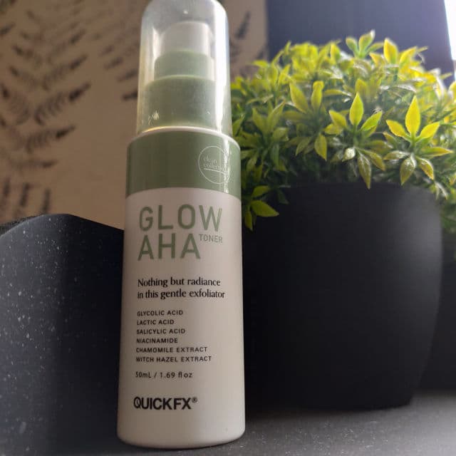QUICK FX Clean Collection Glow AHA Toner review photo by skinvenue