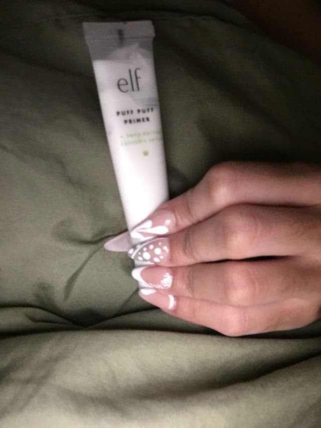 ELF PUFF PUFF PRIMER review photo by imniikinails