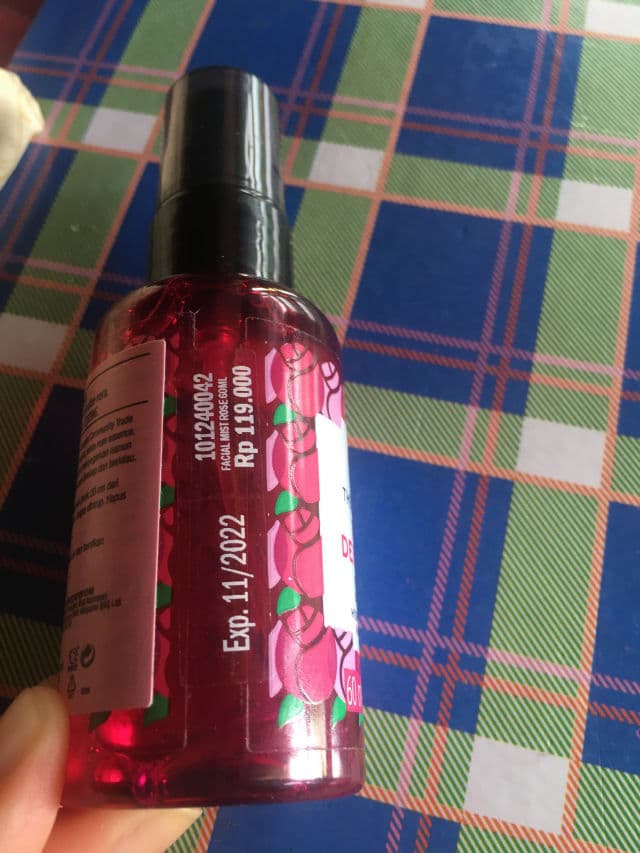 The Body Shop Rose Dewy Glow Face Mist review photo by indahysmn