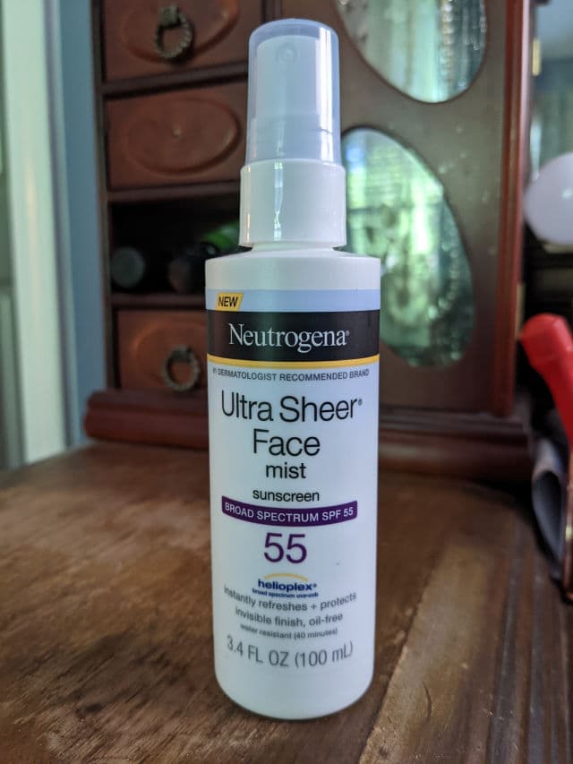 Neutrogena Ultra Sheer Face Mist Sunscreen Broad SPF 55 review photo by introvertmakeuplover