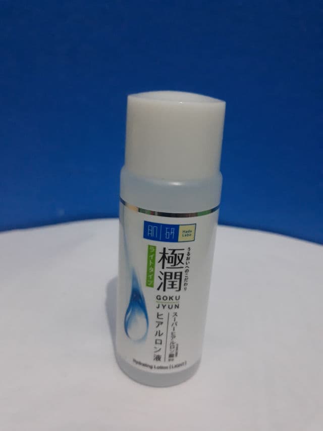 Hada Labo Hydrating Lotion Light review photo by irfana