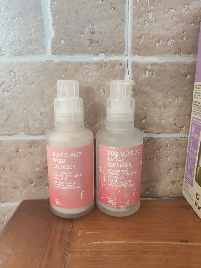 Freshly Cosmetics Rose Quartz Facial Cleanser review photo by isimfc
