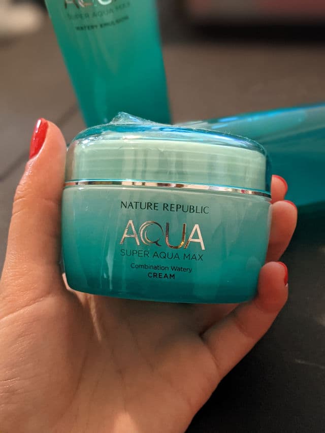 NATURE REPUBLIC Super Aqua Max Combination Watery Cream review photo by itsamez