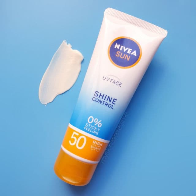 Nivea UV Face Shine Control Mattifying Effect SPF 50 review photo by izaKitty