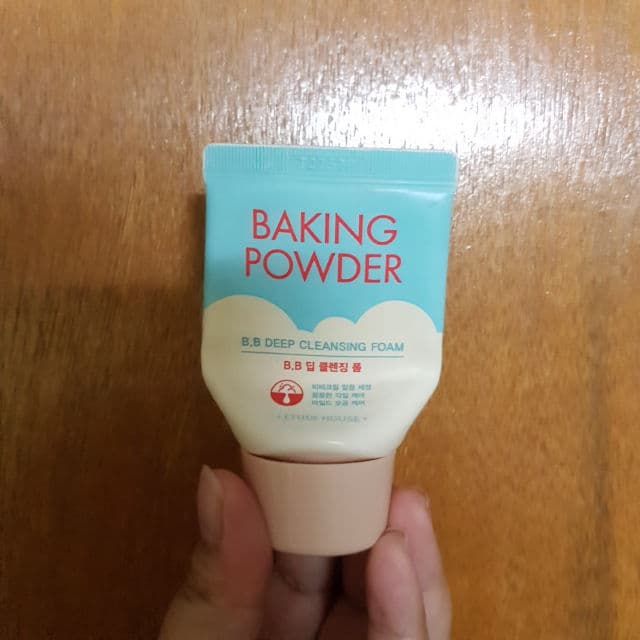 ETUDE Baking Powder B.B Deep Cleansing Foam review photo by izmelexxie