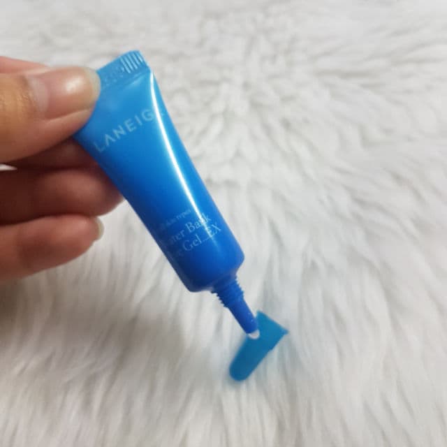 Laneige Water Bank Eye Gel review photo by izmelexxie