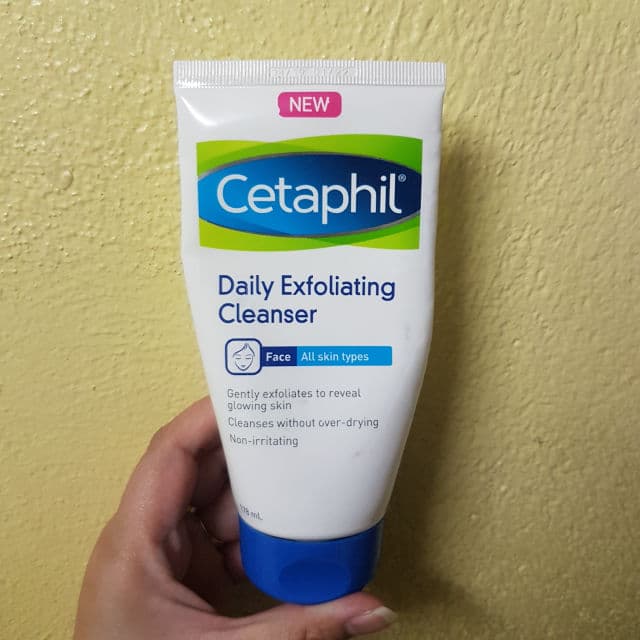 Cetaphil Daily Exfoliating Cleanser review photo by izmelexxie