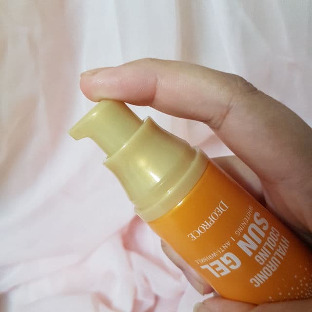 Deoproce Hyaluronic Cooling Sun Gel SPF 50+/PA+++ review photo by izmelexxie