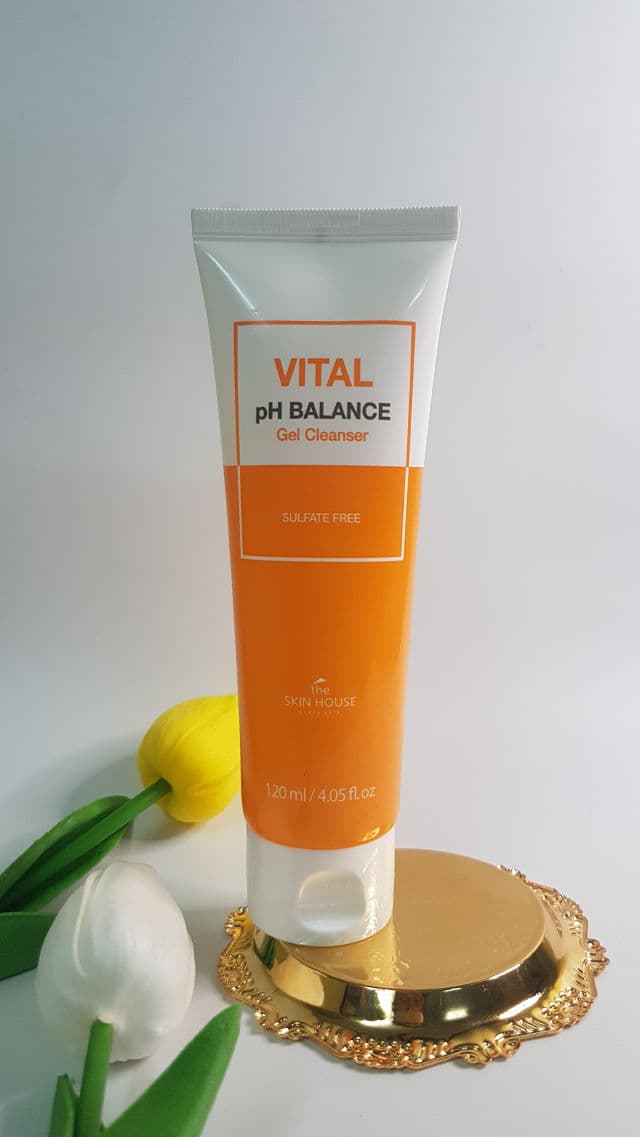 The Skin House Vital pH Balance Gel Cleanser  review photo by izmelexxie