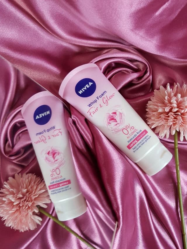 Nivea Fair & Glow Whip Foam Caring Cleanser (Hokkaido Rose) review photo by izmelexxie
