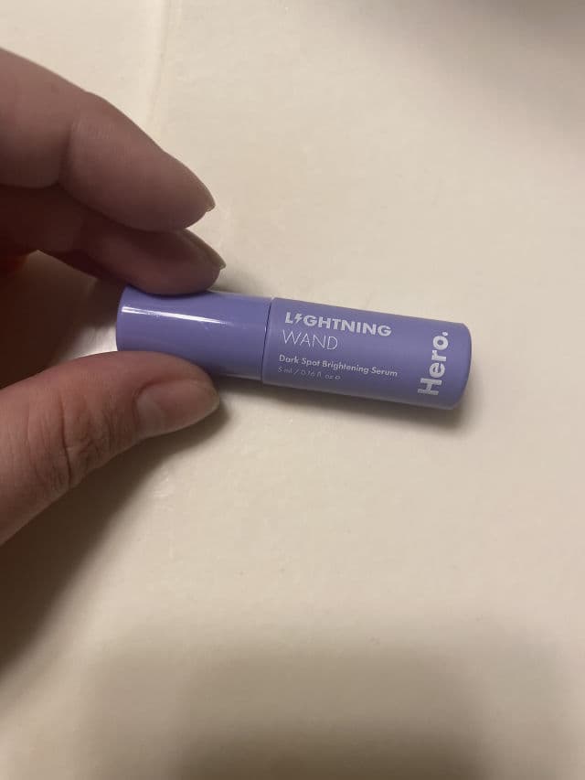 Hero Cosmetics Lightning Wand review photo by jadeyk