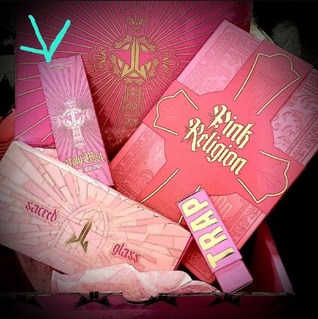 Jeffree Star Cosmetics Holy Mist Soothing Facial Spray review photo by jamminbeauty91