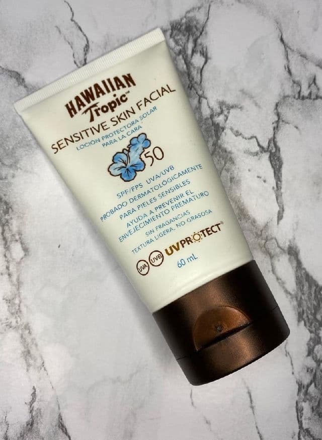 Hawaiian Tropic Face Lotion Sensitive Skin SPF 50 review photo by janethw