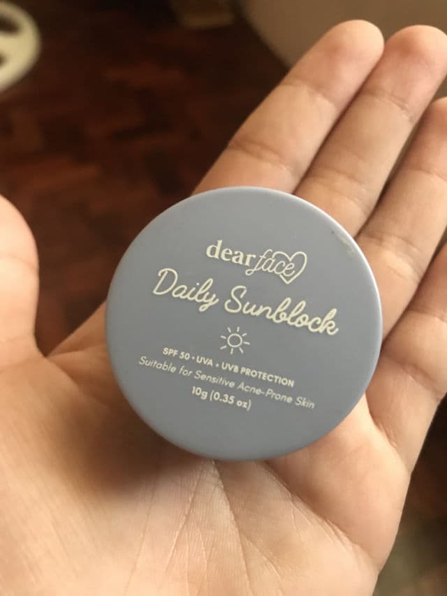Dear Face Daily Sunblock SPF50 review photo by jazminespos