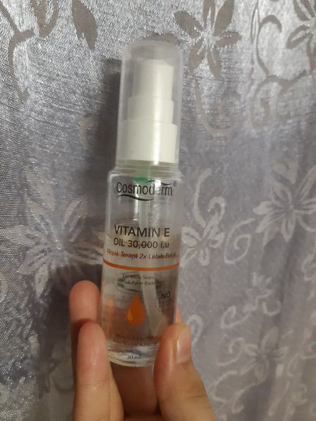 Cosmoderm Vitamin E 30,000 IU with Rosehip Oil review photo by lovebloomieskin