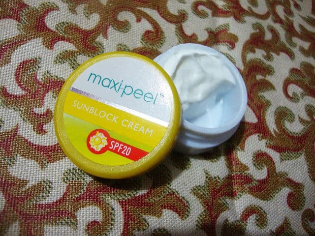 Maxi-Peel Sunblock Cream review photo by jinukariyawasam