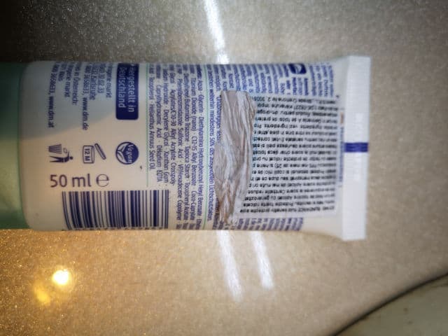 Sundance Sonnenfluid Sensitiv LSF 50 review photo by jjuu