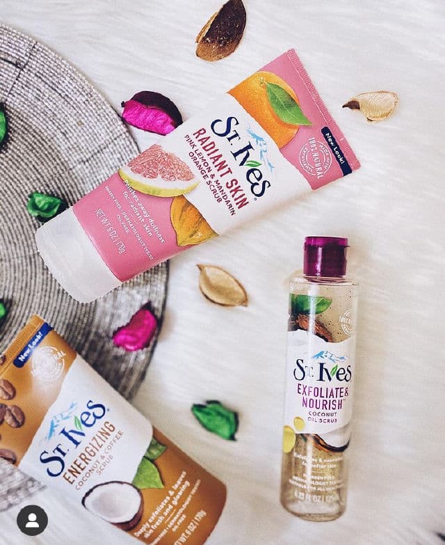 St. Ives Radiant Skin Pink Lemon & Mandarin Orange Scrub review photo by jsloveskincare