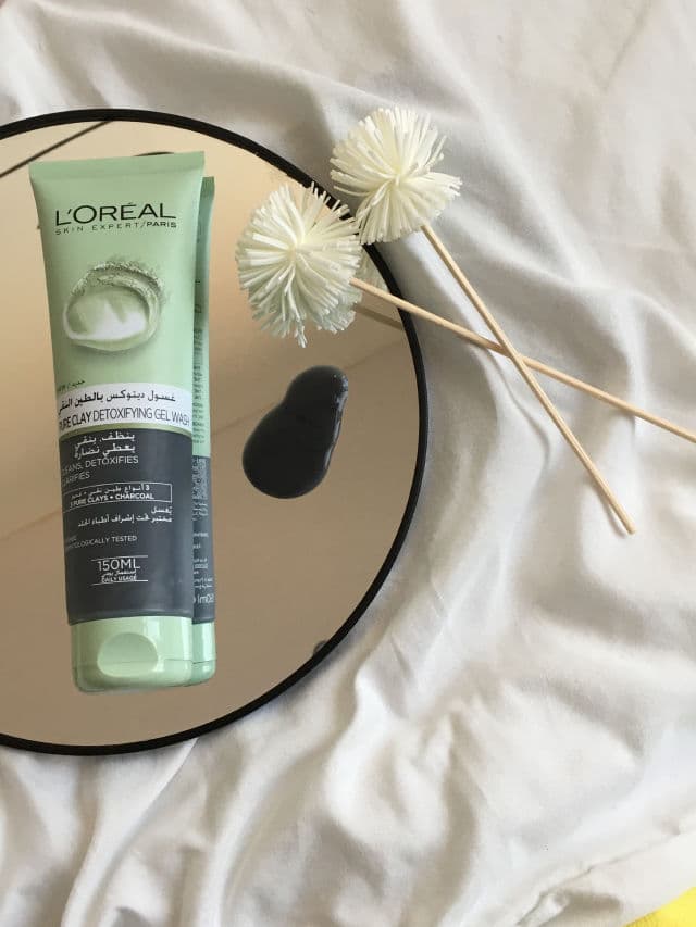 L'Oreal Paris Pure Clay Detox Wash review photo by jsloveskincare