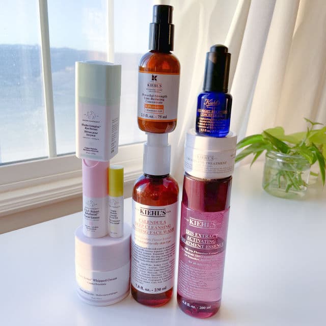 Kiehl's Iris Extract Activating Essence Treatment review photo by justgoodgoodies