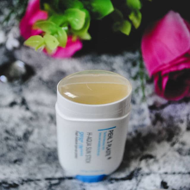 PIEHL'S PLASTE H-Aqua Sun Stick SPF 50+ / PA++++ review photo by katefox