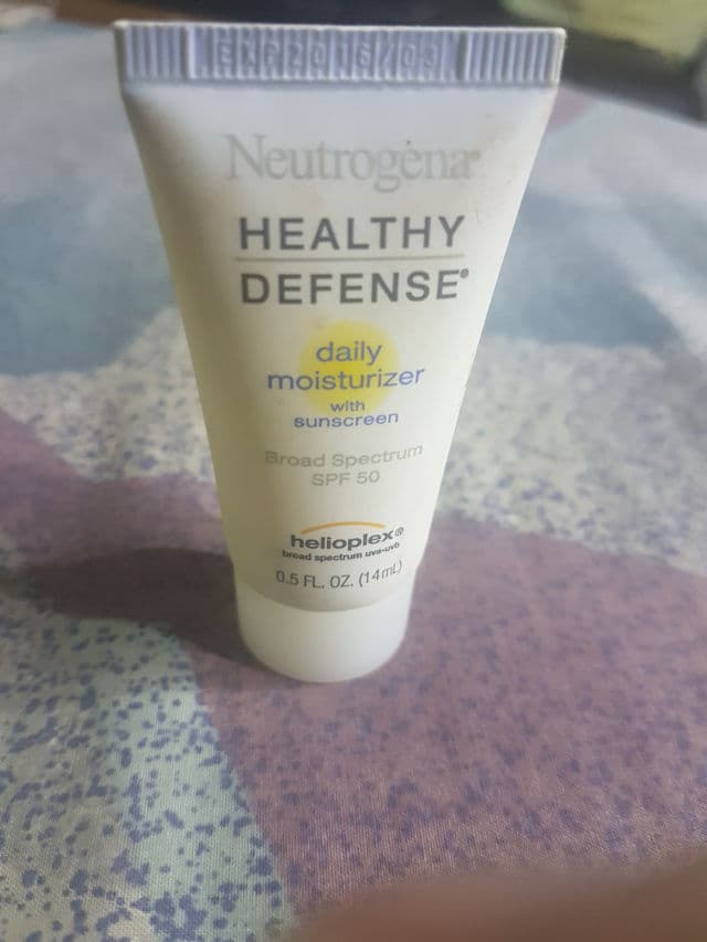 Neutrogena Healthy Defense Daily Moisturizer with Sunscreen Broad Spectrum SPF 50 review photo by kaygee