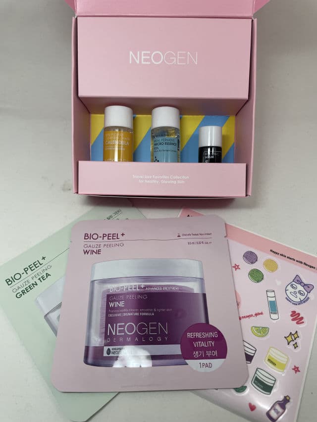 NEOGEN Dermalogy Wine Lift PHA Gauze Peeling review photo by kdippy