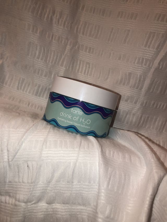 Tarte Drink of H2O Hydrating Daily Boost Moisturizer review photo by kiraa28