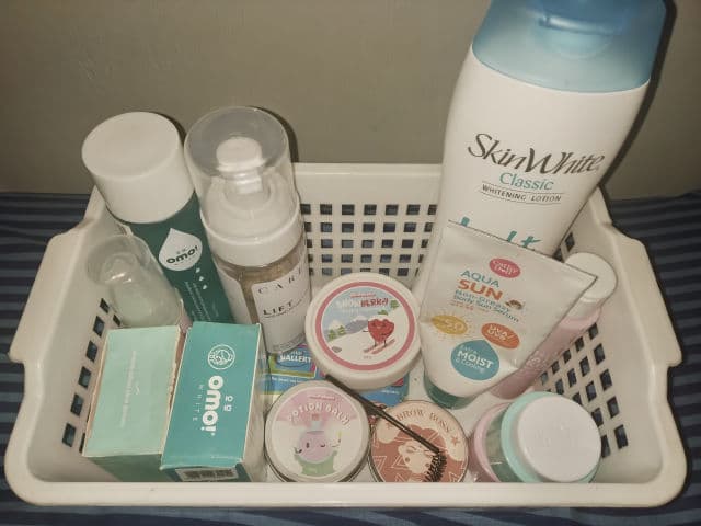 Omo! White WonderClear Flawless Anti-Acne + Intensive Whitening Formula Soap review photo by kiraninz