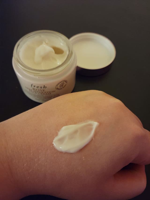 fresh Rose & Hyaluronic Acid Deep Hydration Moisturizer review photo by kloveharmon