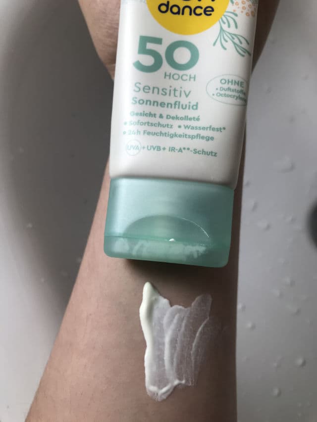Sundance Sonnenfluid Sensitiv LSF 50 review photo by ladycaresalot