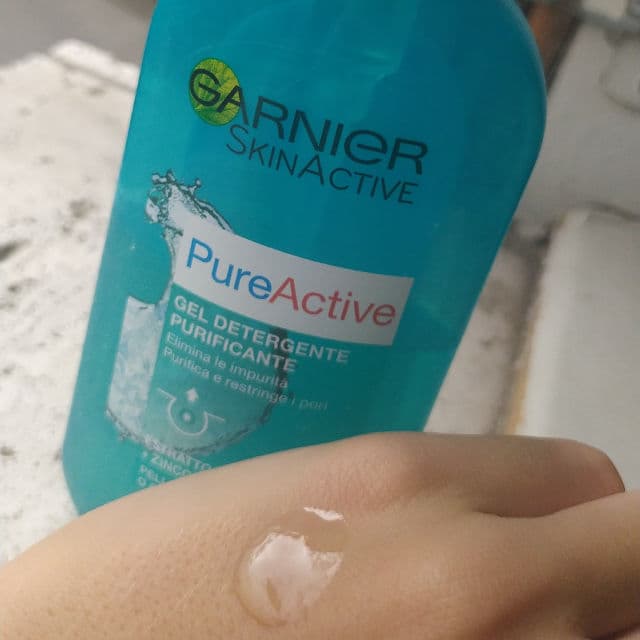 Garnier Pure Active Gel Cleanser Oily Skin review photo by lafranz