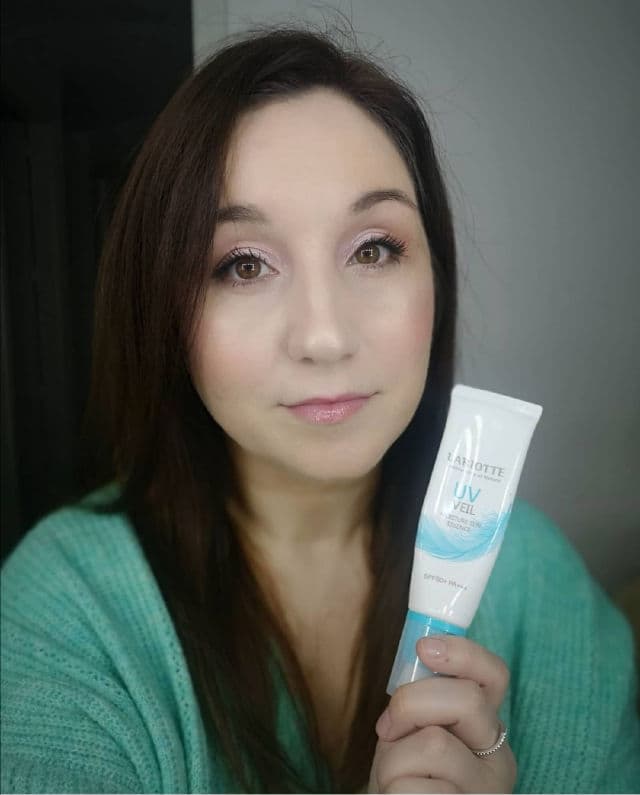 LABIOTTE UV Veil Moisture Sun Essence review photo by lanubedejuanilp