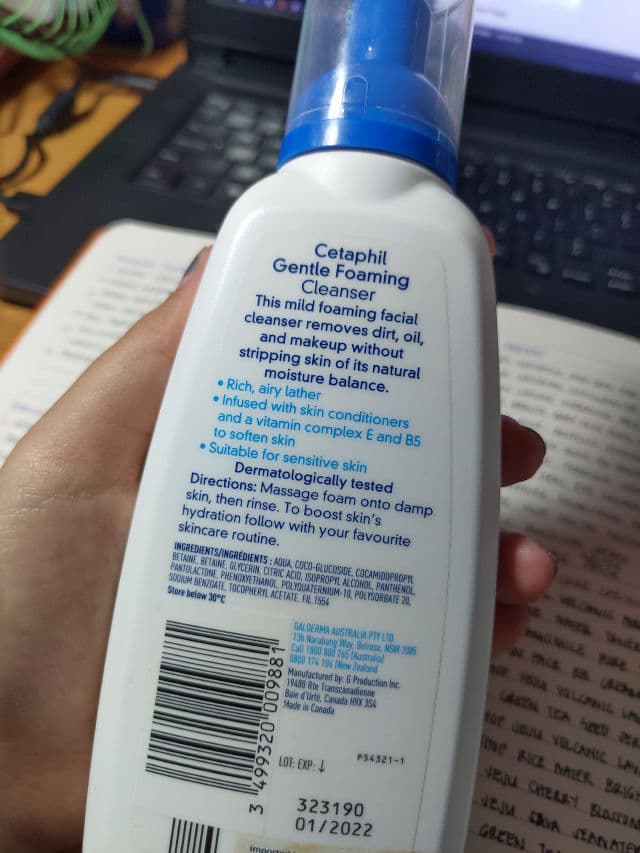 Cetaphil Gentle Foaming Cleanser review photo by laracs