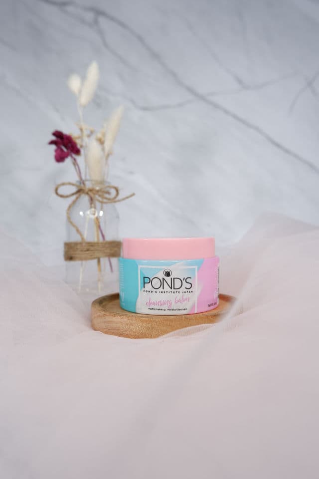 Pond's Makeup Remover Cleansing Balm review photo by larasatiam